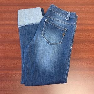 1822 Taylor Jeans